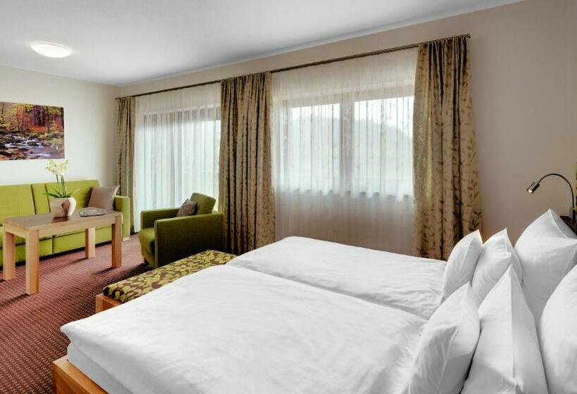 غرفة سوبيريور, Der Bäume