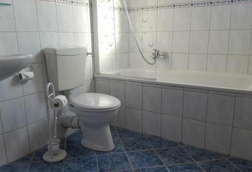 Семейный Номер, Frau Holle Land Hotel Witzenhausen