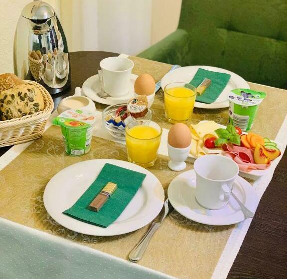 Номер Стандарт, Apartmenthaus Stadt Metz