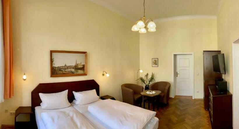 Номер Стандарт, Apartmenthaus Stadt Metz