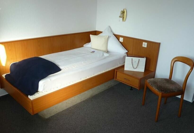 스탠다드 싱글 룸, Im Winkel