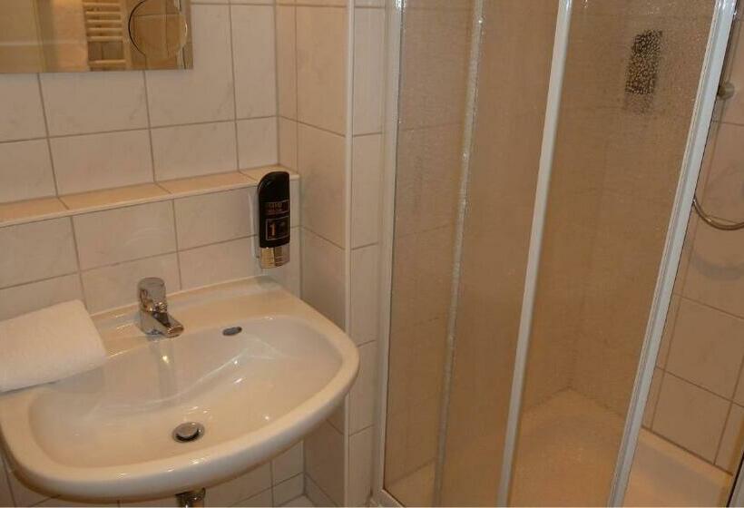 스탠다드 룸, Im Winkel