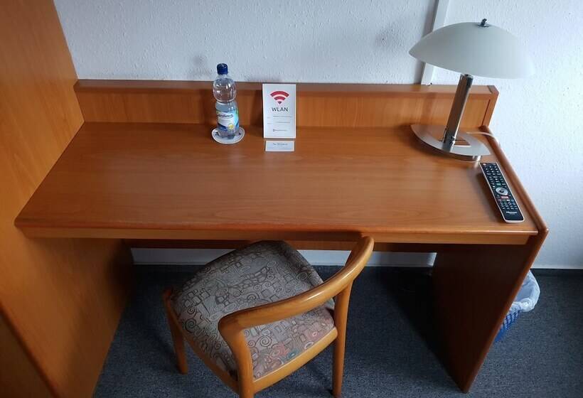 스탠다드 싱글 룸, Im Winkel