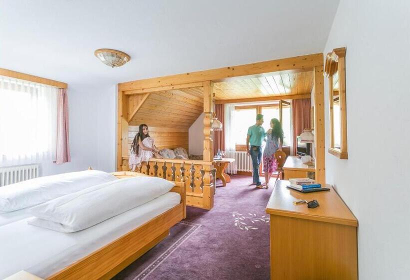 Номер Премиум Вид на Сад, Imbery Hotel & Restaurant Hinterzarten
