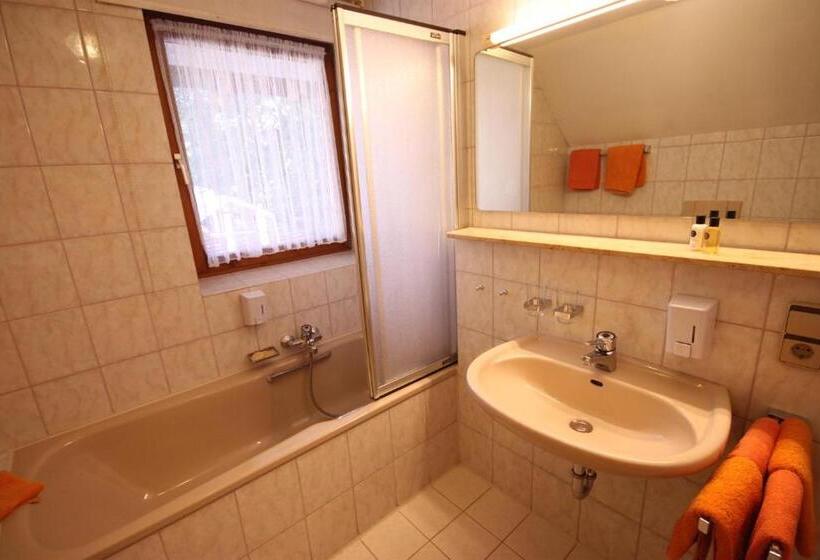 Comfort room with balcony, Imbery Hotel & Restaurant Hinterzarten