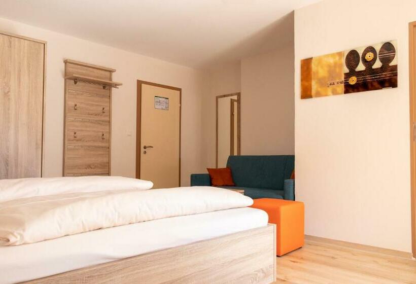 Номер Стандарт, Landgasthof Zum Wolfsberg