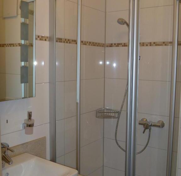 Номер Стандарт Трехместный, Landgasthof Zum Wolfsberg