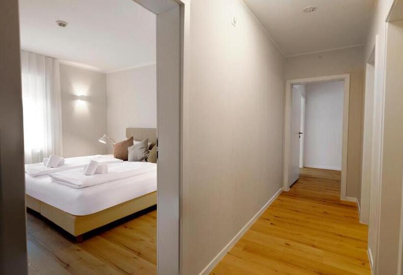 شقة غرفتين, Seeliebe