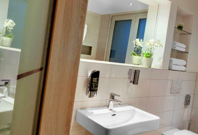 غرفة كومفورت, Und Pension Seereich