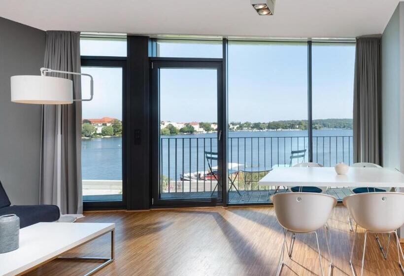 1 Bedroom Apartment Lake View, Waveboard Hotel & Boardinghouse