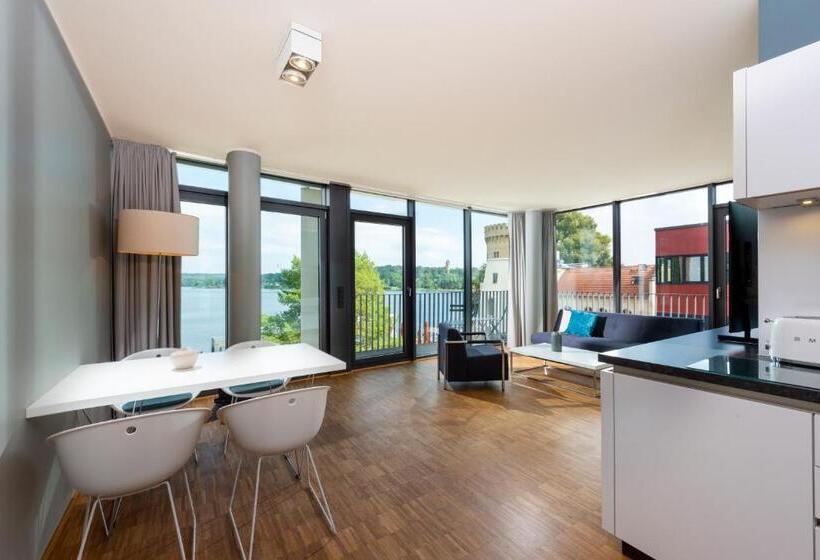 1 Bedroom Apartment Lake View, Waveboard Hotel & Boardinghouse