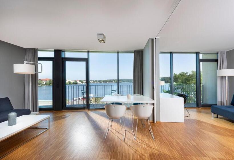 1 Bedroom Apartment Lake View, Waveboard Hotel & Boardinghouse