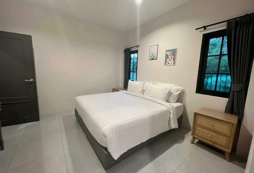 Люкс, Trat Tara Boutique