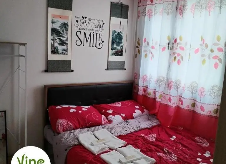 プールの見える1ベッドルームアパートメント, Vine Residences Staycation
