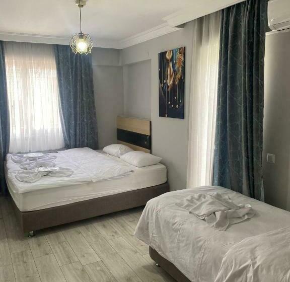 اتاق استاندارد سه نفره, Ece Han Butik Otel
