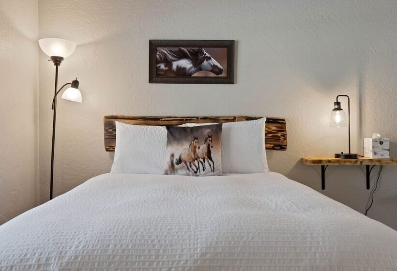Номер Стандарт, Lake Village Lodge