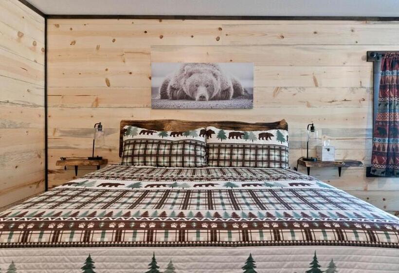 إستوديو ديلوكس, Lake Village Lodge