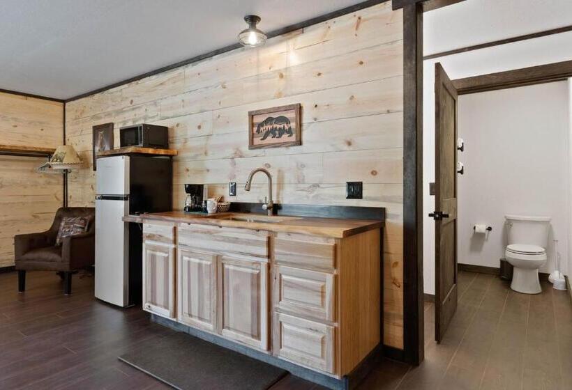 إستوديو ديلوكس, Lake Village Lodge