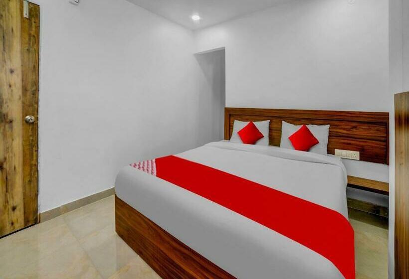 トリプルクラシックルーム, Oyo Flagship 81293  As Residency