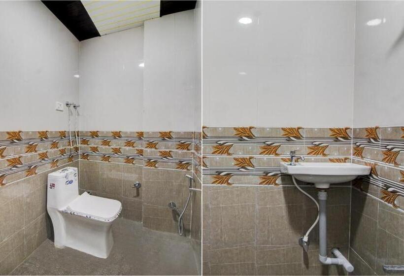 Quarto Triplo Clássico, Oyo Flagship 81306  Galaxy