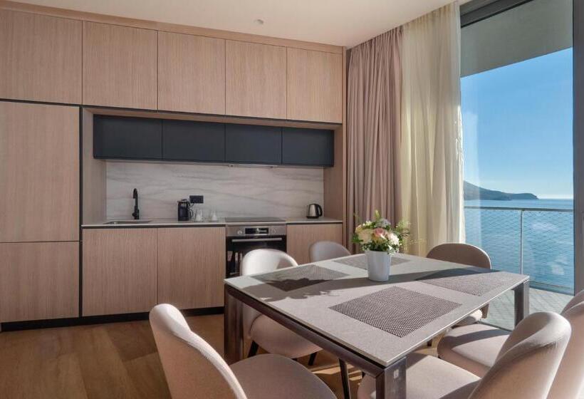 آپارتمان 2 خوابه, Sea Star Budva