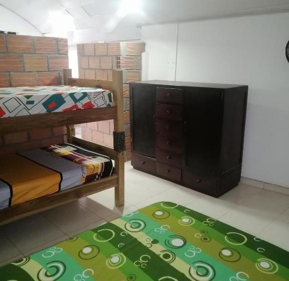 패밀리 룸, Casa De Relajación Low Cost