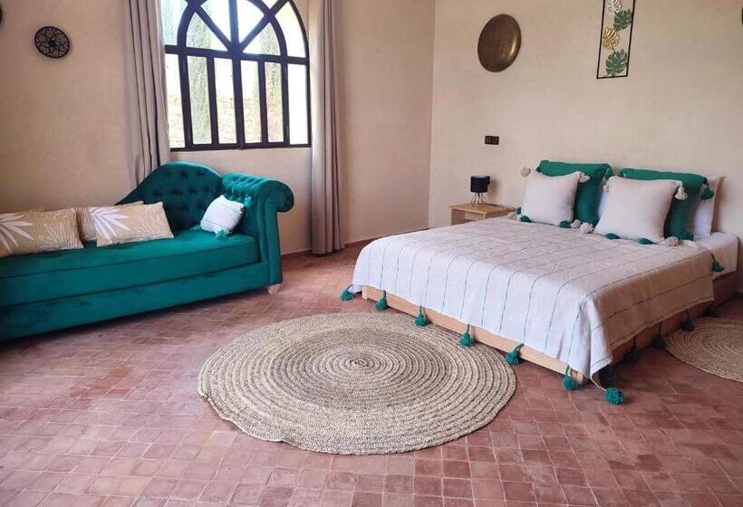 اتاق استاندارد با چشم‌انداز استخر, Riad Bini Ddik