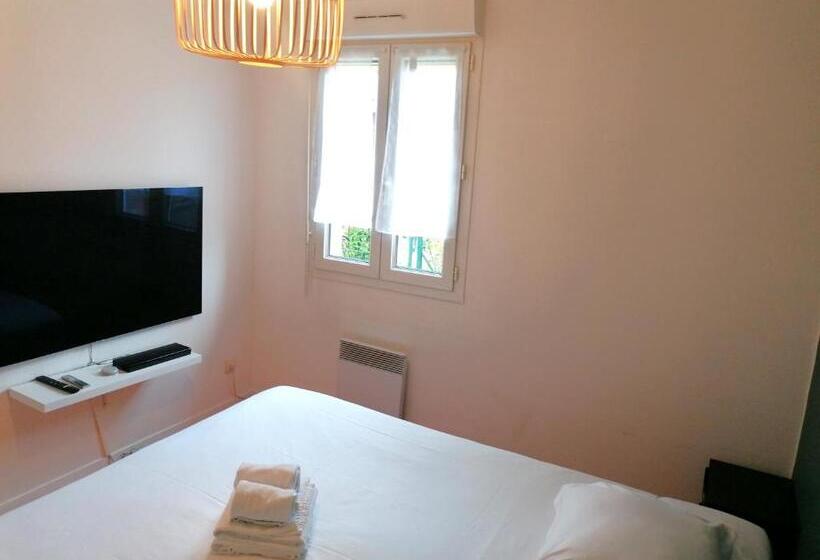 Вилла 2 Спальни, Hôtel Restaurant Platanes   Kb Hotel Group