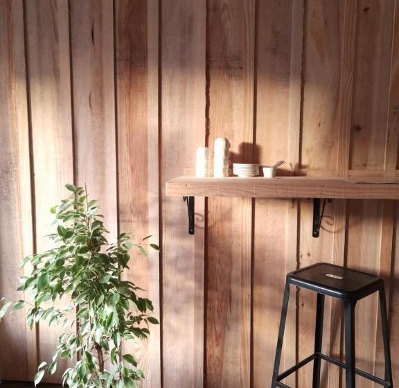 וילה בת 3 חדרי שינה, Hôtel Restaurant Platanes   Kb Hotel Group