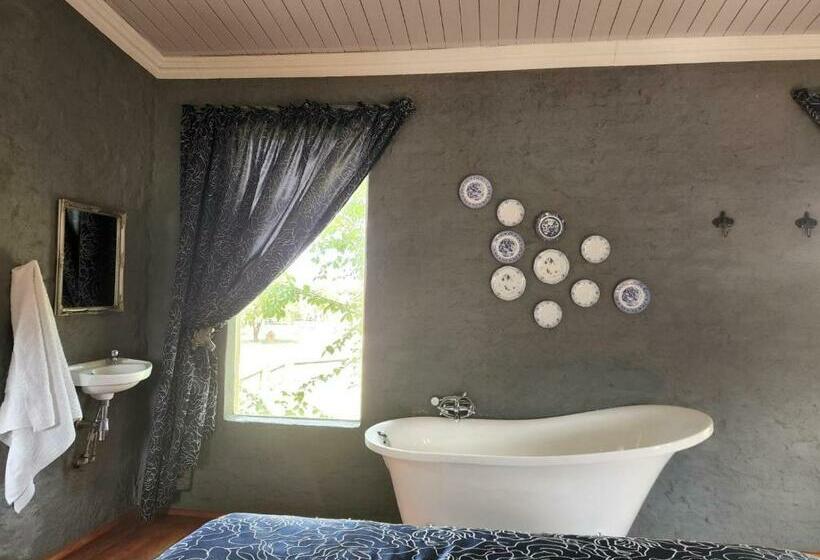 חדר קומפורט, Equeen Inn At Castle Da Angelo