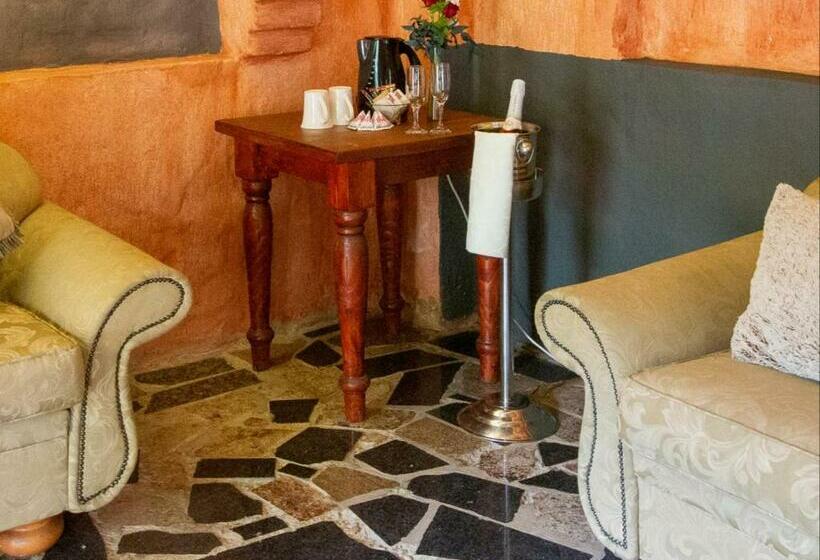 Люкс Повышенной Комфортности, Equeen Inn At Castle Da Angelo