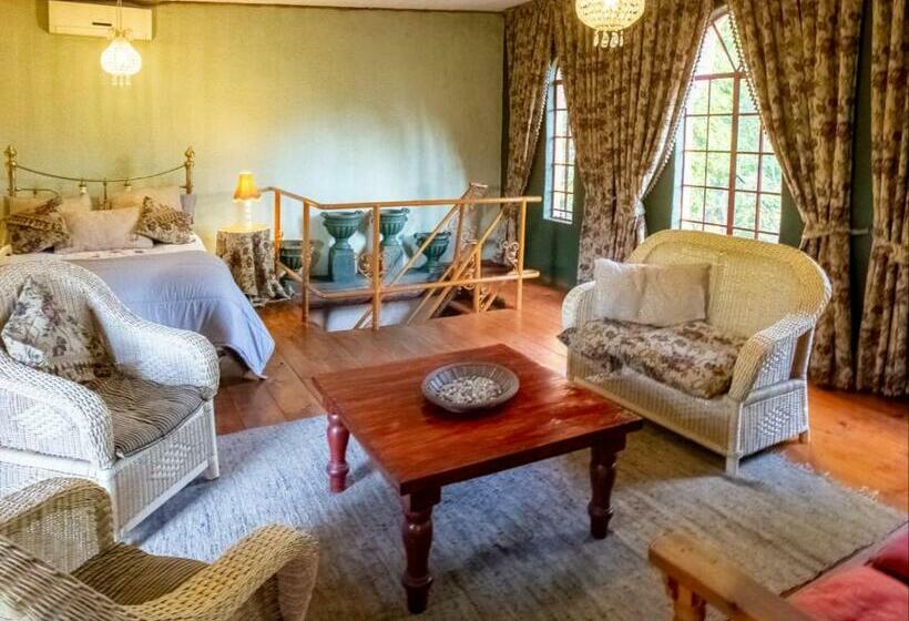 סוויטה דלוקס, Equeen Inn At Castle Da Angelo