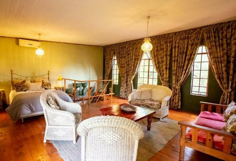디럭스 스위트, Equeen Inn At Castle Da Angelo