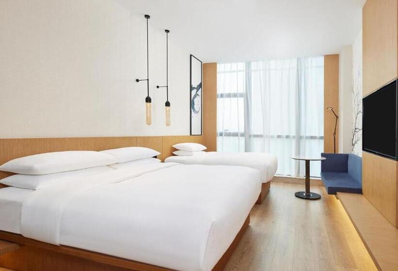 Семейный Номер, Fairfield By Marriott Zibo