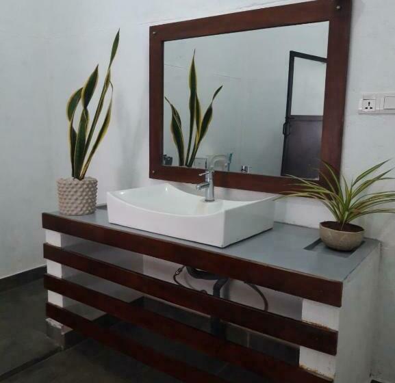 غرفة ديلوكس عائلية, Lavish Resort By Indigo