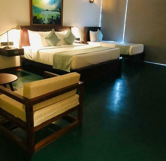 수피리어 트리플 룸, The Rockwall Boutique