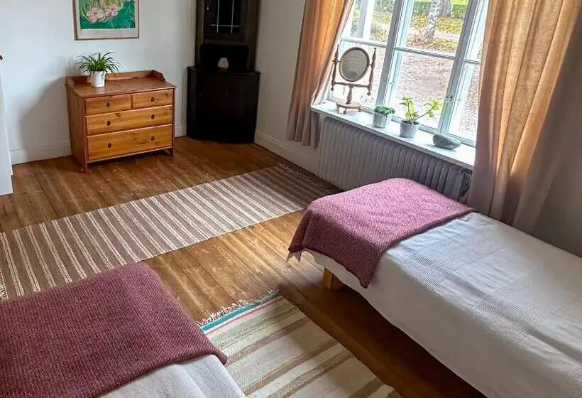 Standard-huone, Fridhem