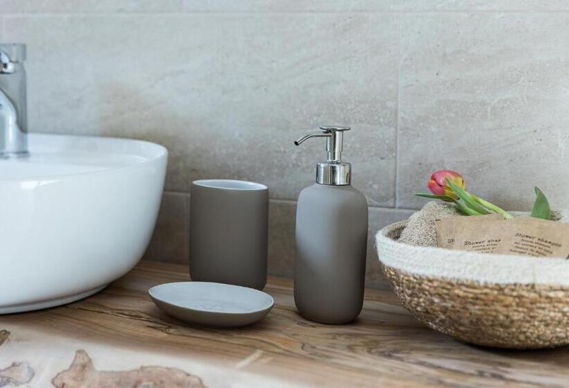 חדר סטנדרט לארבעה, L’arte Di Vittorio Bed And Breakfast