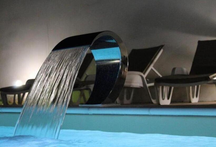 חדר דחוקס עם מיטת קינג, L’arte Di Vittorio Bed And Breakfast