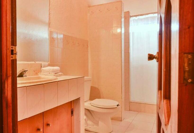 اتاق لوکس, Macarena Hostel