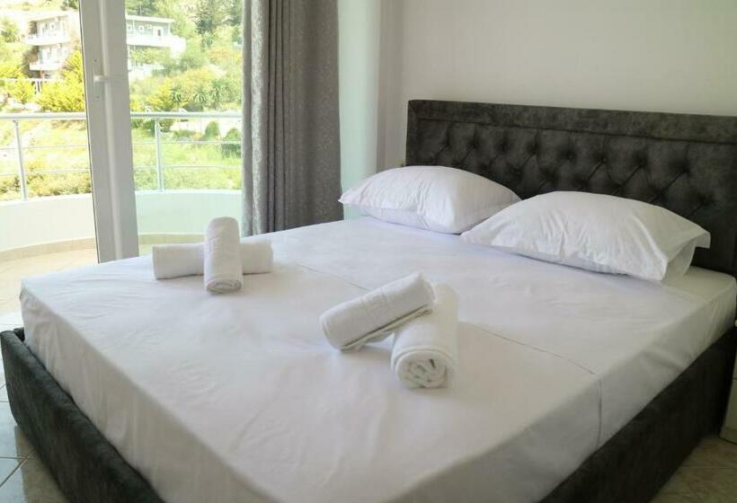 バルコニー付きデラックスルーム, Alnes