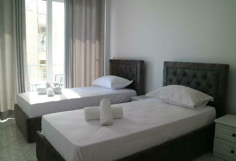 バルコニー付きデラックスルーム, Alnes