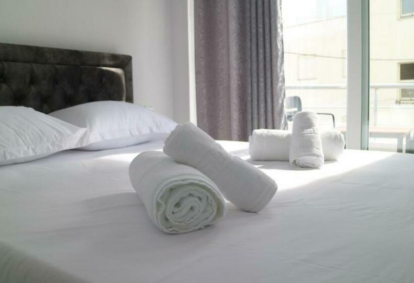 コンフォートトリプルルーム, Alnes