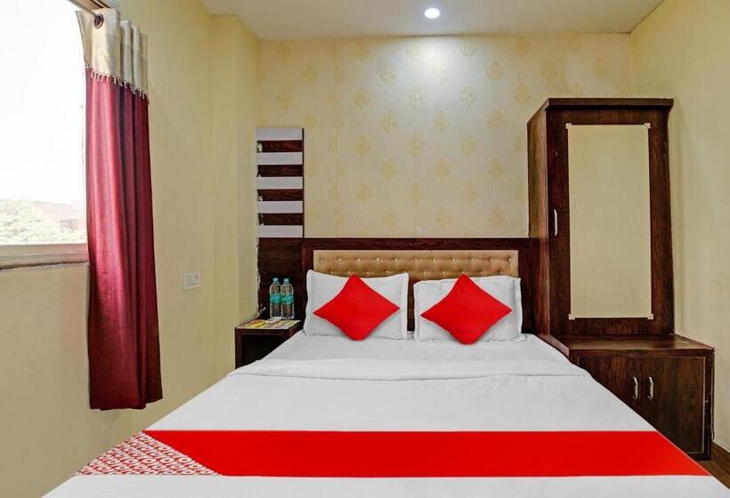 Chambre Standard, O Oxy Shivani Residency
