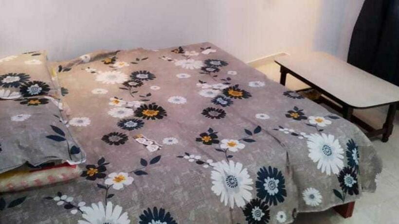 トリプルクラシックルーム, Oyo 81212  Royal Residency