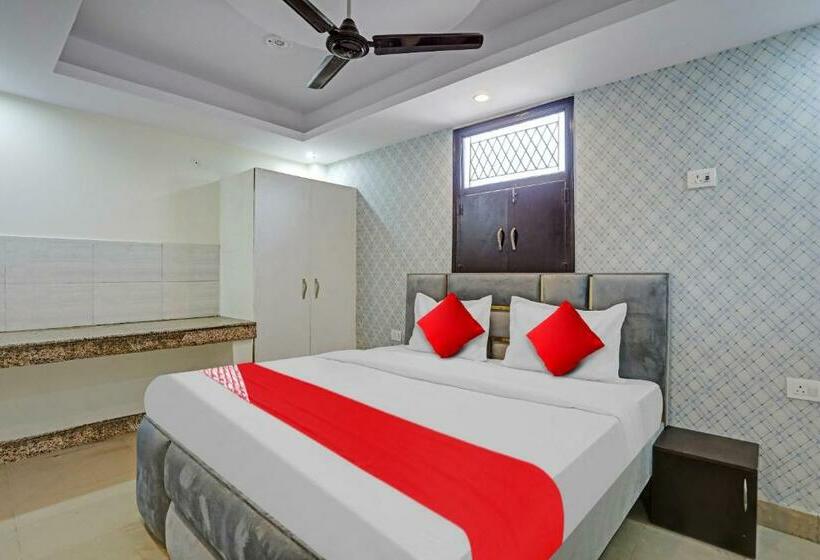 Chambre Triple Classique, O Jai Shree