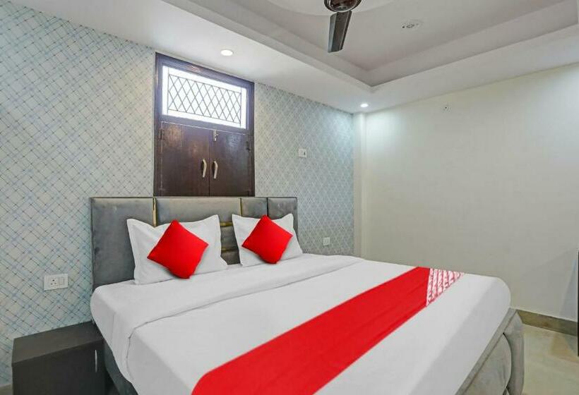 Chambre Triple Classique, O Jai Shree