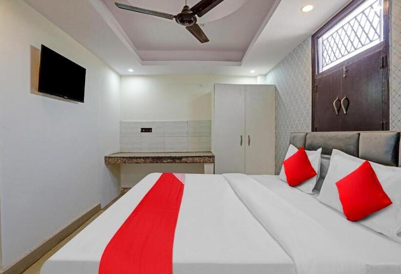 Chambre Triple Classique, O Jai Shree