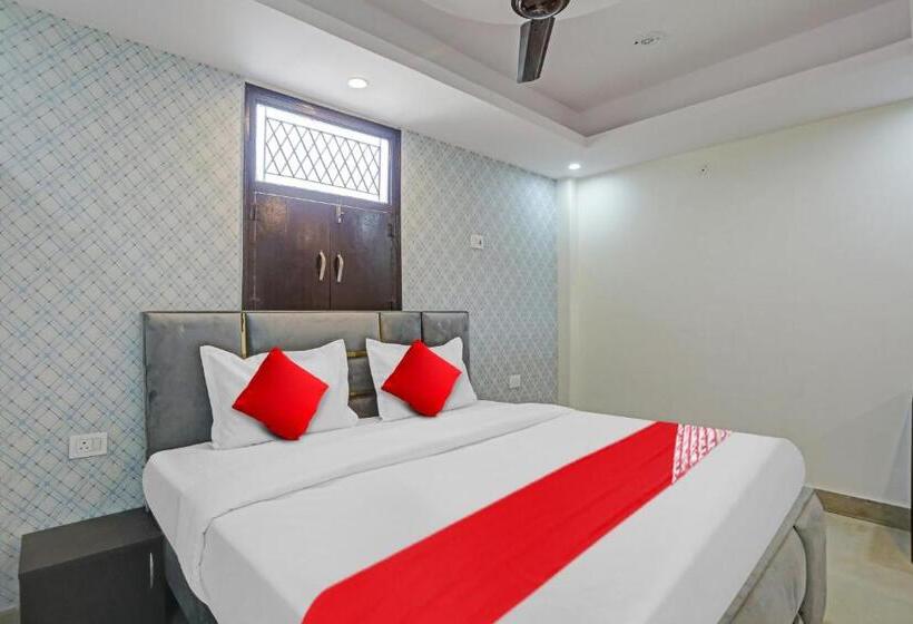 Chambre Triple Classique, O Jai Shree