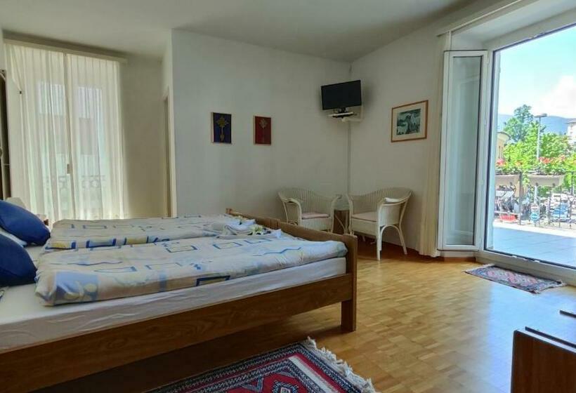 テラス付きスタンダードルーム, Scaletta